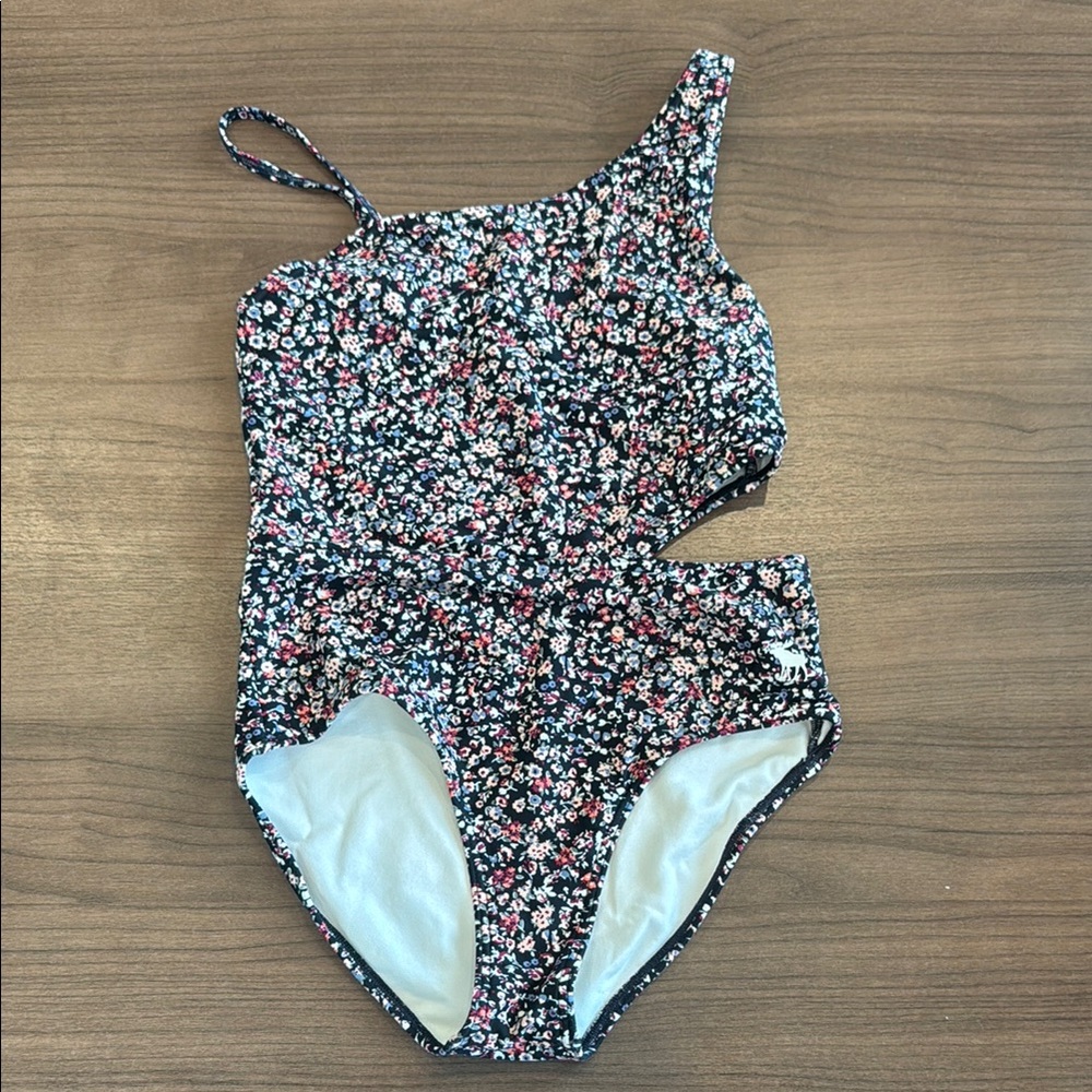 Abercrombie Kids Floral Cutout One-Shoulder Swimsuit